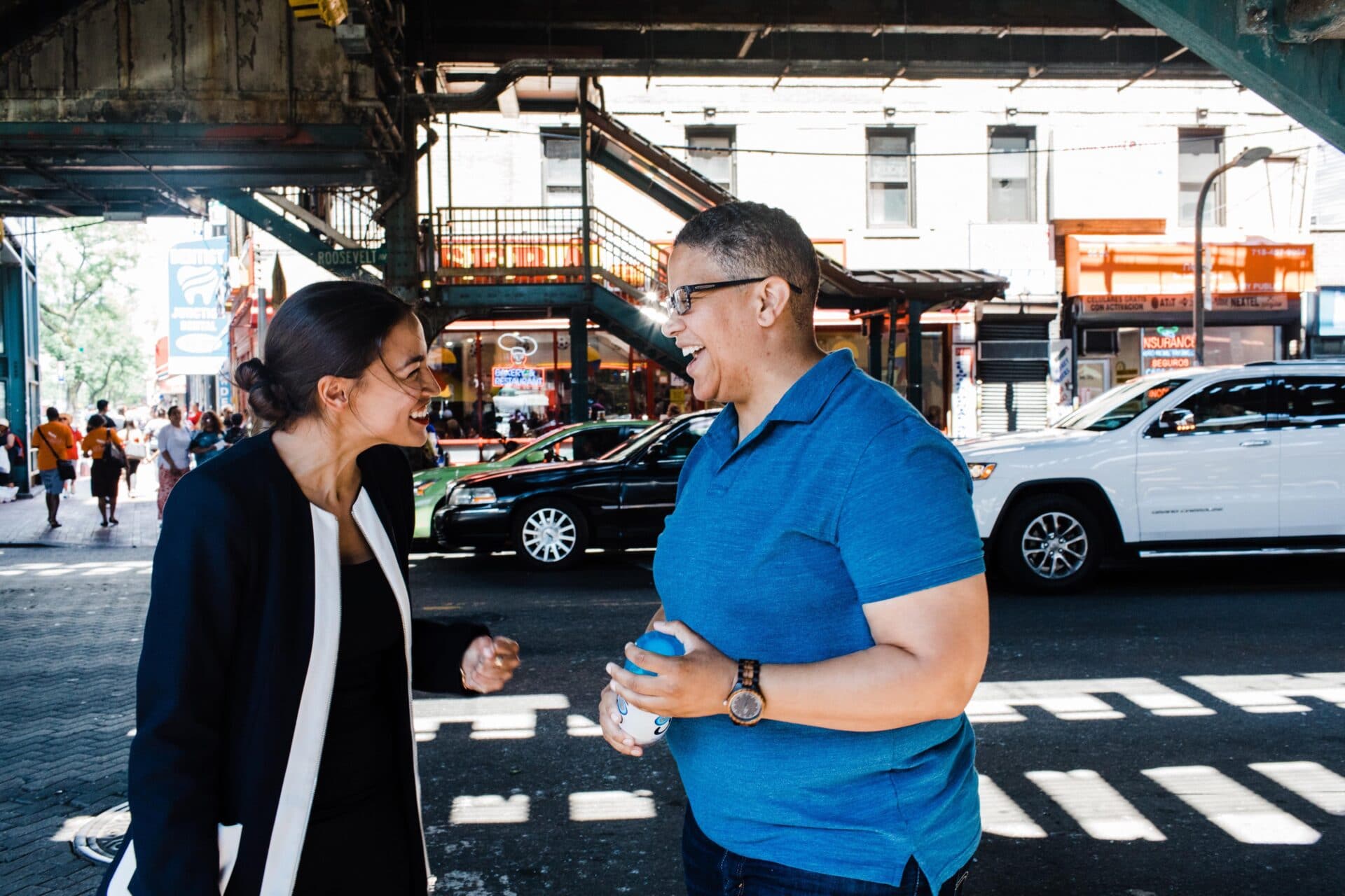 https://mx4.horasis.org/wp-content/uploads/Kerri_Evelyn_Harris_and_Alexandria_Ocasio-Cortez_1.jpg